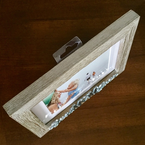 Best Mom Ever 4x6 wooden frame. 3d silver letters. - Picture 4 of 4